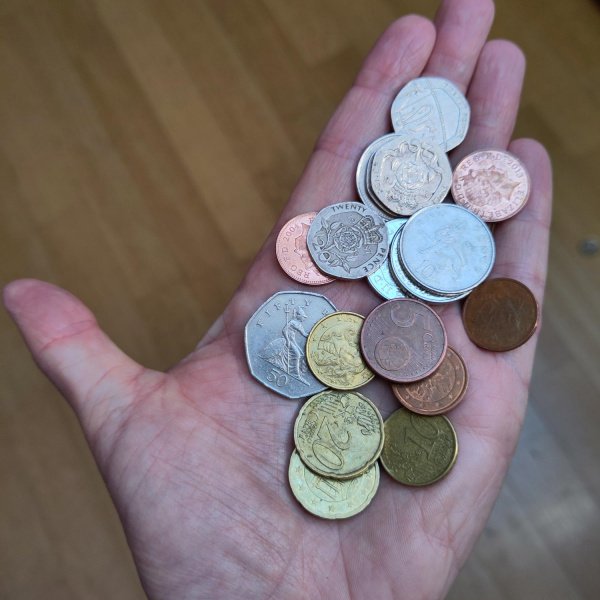 Can my pals get 50€ (or £ equivalent) together for Sea-Eye in this economy?