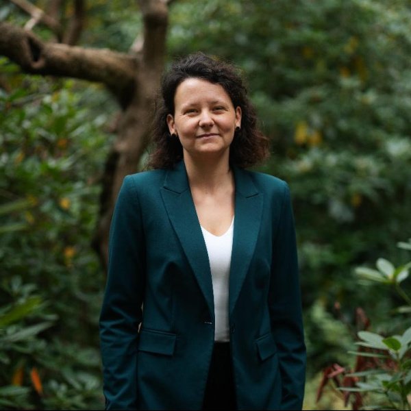 Leonie Bronkalla für Menschlichkeit
